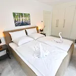 Levante In - Gartenwohnung Mit Kamin, Sauna, Terrasse