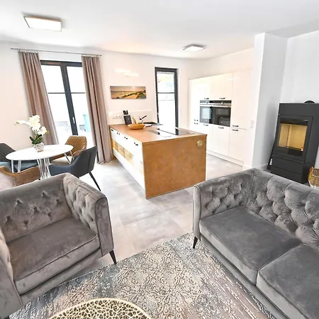 Villa Levante In - Gartenwohnung Mit Kamin, Sauna, Terrasse *