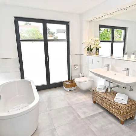 Villa Levante In - Gartenwohnung Mit Kamin, Sauna, Terrasse