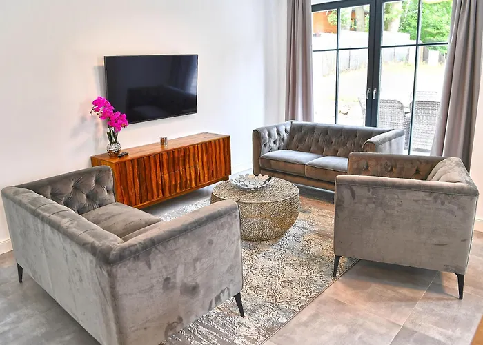 Levante In - Gartenwohnung Mit Kamin, Sauna, Terrasse Villa *
