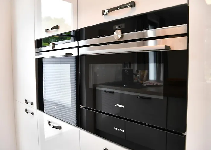 Levante In - Gartenwohnung Mit Kamin, Sauna, Terrasse Villa *