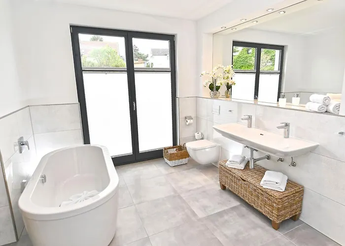 Villa Levante In - Gartenwohnung Mit Kamin, Sauna, Terrasse